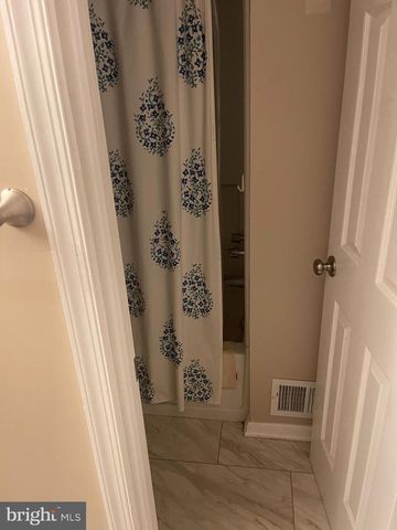 6304 WHISTLERS PL, Waldorf, MD 20603