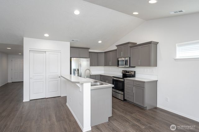 614 S Rees Street, Moses Lake, WA 98837
