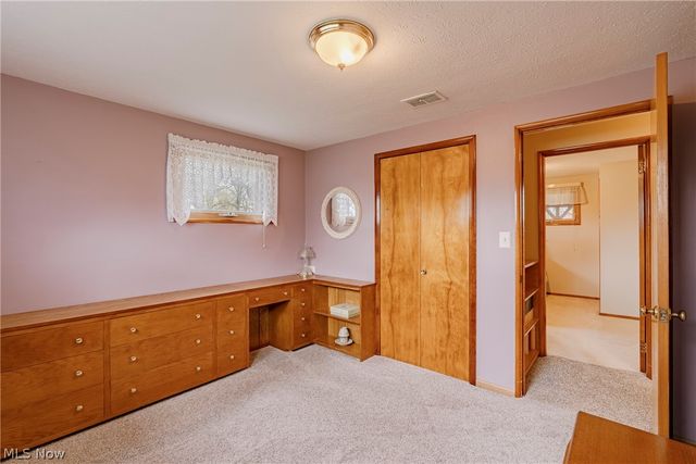 1706 Westwood Drive, Twinsburg, OH 44087