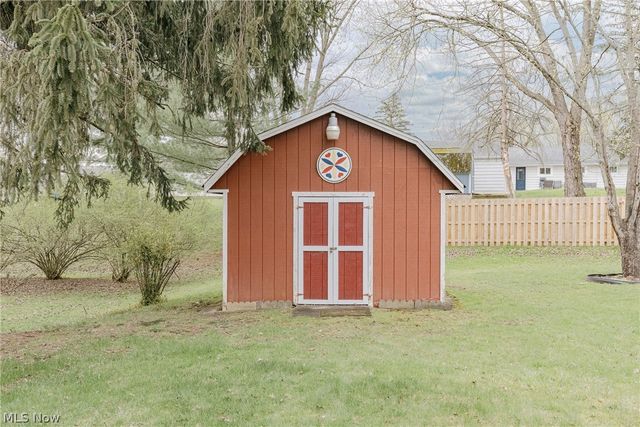 1706 Westwood Drive, Twinsburg, OH 44087