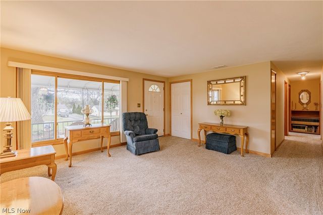 1706 Westwood Drive, Twinsburg, OH 44087
