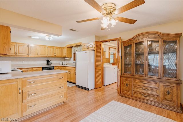1706 Westwood Drive, Twinsburg, OH 44087