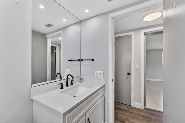 5300 FALCON DRIVE, Holiday, FL 34690