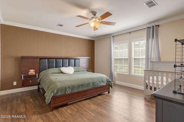 112 Fortune Hill Gardens Lane, Youngsville, LA 70592