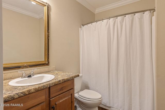 112 Fortune Hill Gardens Lane, Youngsville, LA 70592