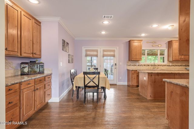 112 Fortune Hill Gardens Lane, Youngsville, LA 70592