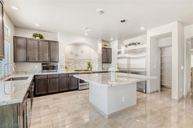 8606 Elk Run Court, Las Vegas, NV 89139