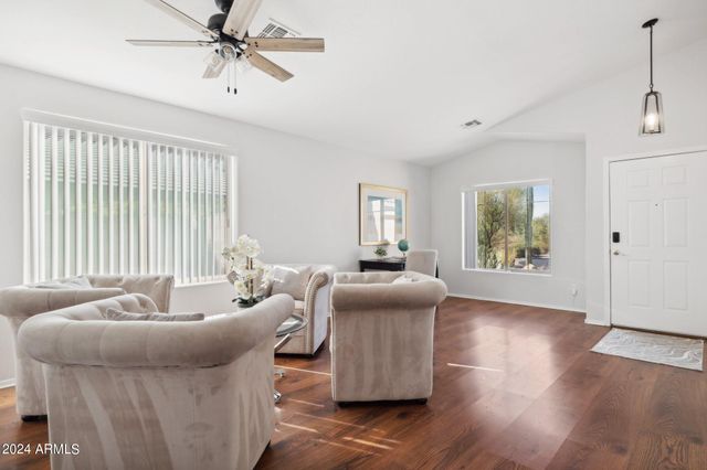 10109 E TRAILHEAD Court, Gold Canyon, AZ 85118