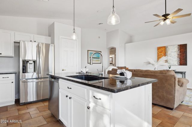 10109 E TRAILHEAD Court, Gold Canyon, AZ 85118