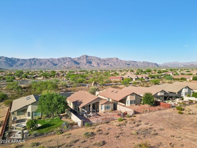 10109 E TRAILHEAD Court, Gold Canyon, AZ 85118