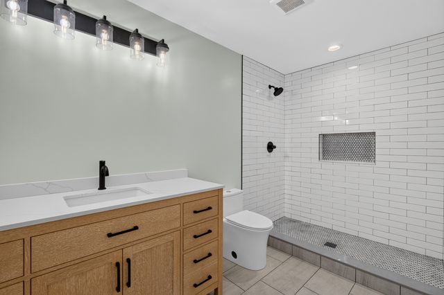 21052 S States Lane, Shorewood, IL 60404