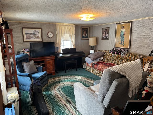 78 East Putnam Road, Putnam, CT 06260