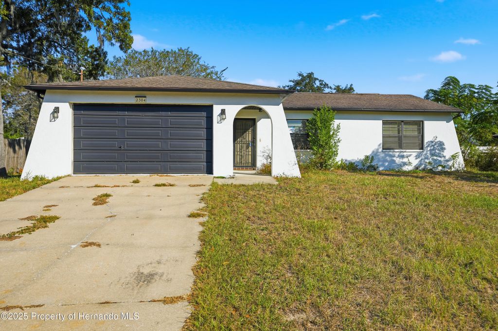 2304 Hawthorne Road, Spring Hill, FL 34609