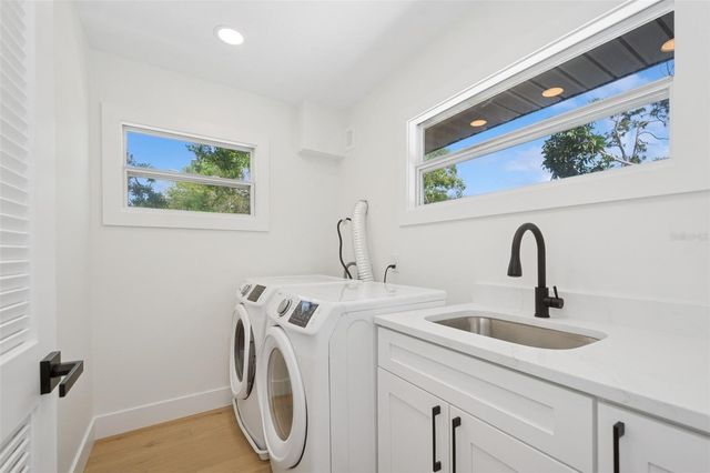 2655 BAY STREET, Sarasota, FL 34237