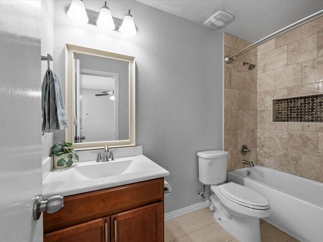 13411 Misty Sands Lane, Houston, TX 77034