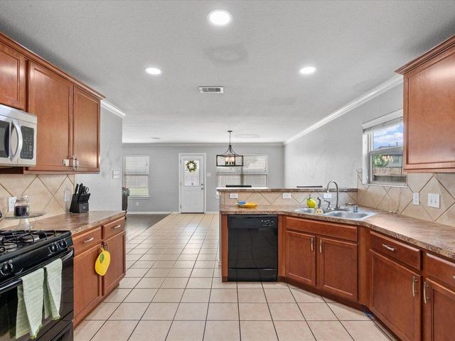 13411 Misty Sands Lane, Houston, TX 77034