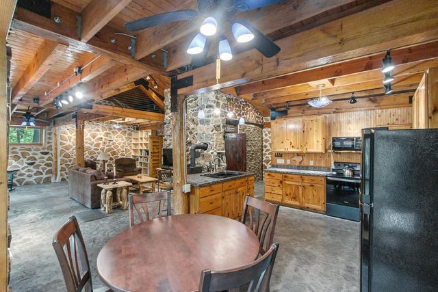 N7628 Industrial Road, Portage, WI 53901