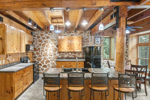 N7628 Industrial Road, Portage, WI 53901