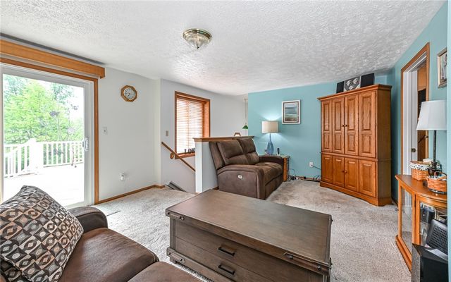 3511 Sunnyvale Dr, West Deer, PA 15101