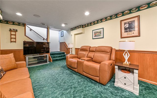 3511 Sunnyvale Dr, West Deer, PA 15101