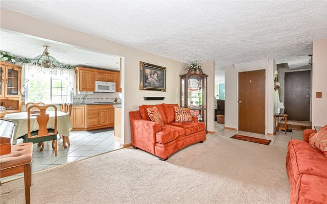 3511 Sunnyvale Dr, West Deer, PA 15101