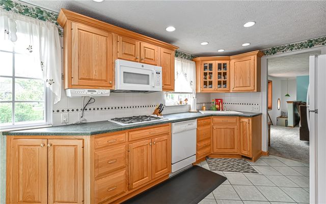 3511 Sunnyvale Dr, West Deer, PA 15101