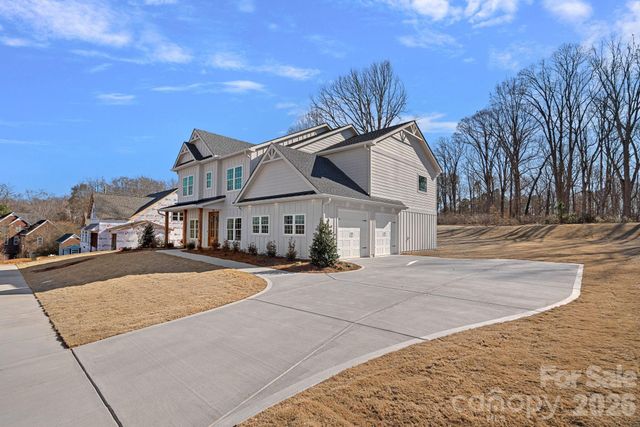 4619 Serenity Woods Court, Charlotte, NC 28216