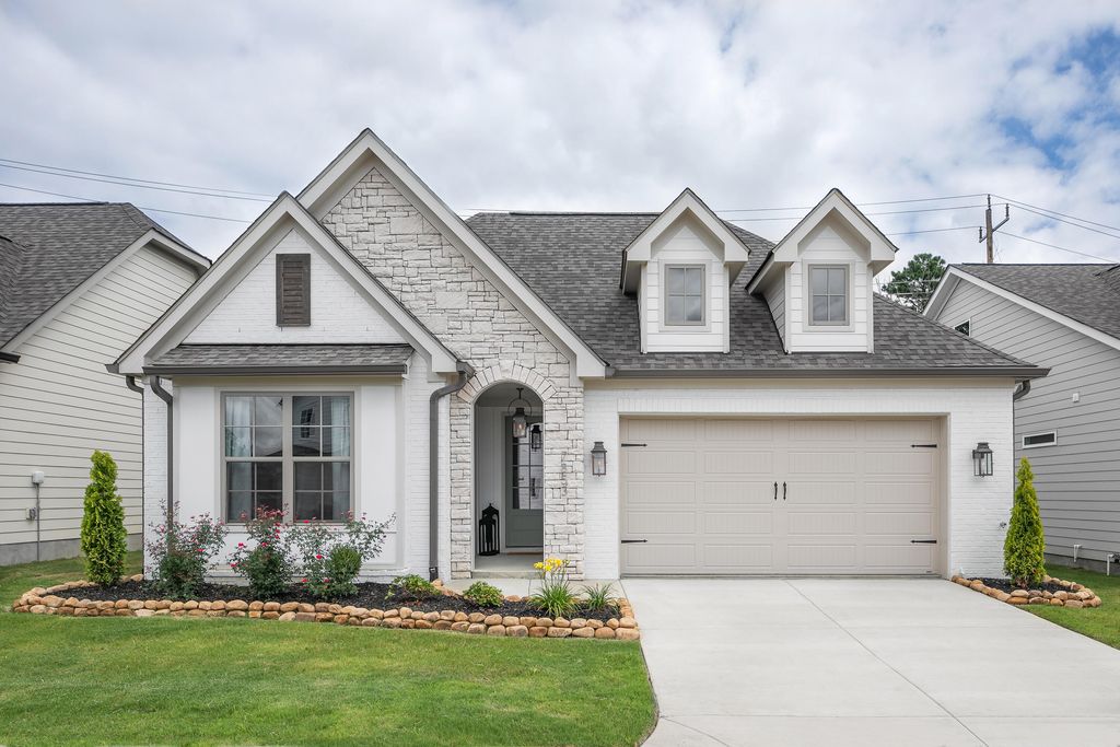 41 Snow Line Lane, Ooltewah, TN 37363