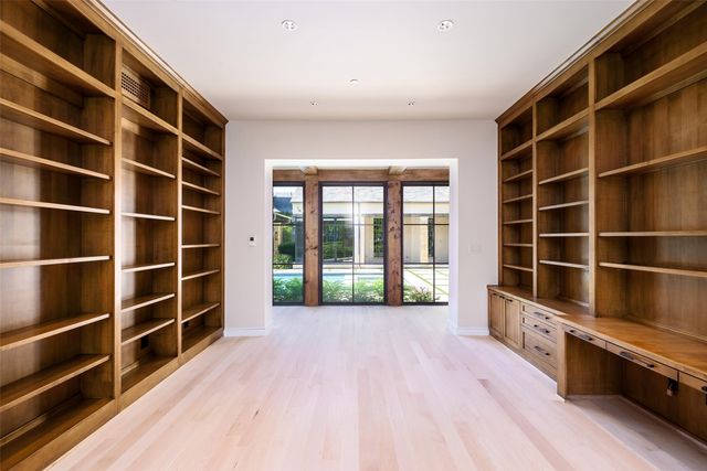 11616 Wander Lane, Dallas, TX 75230