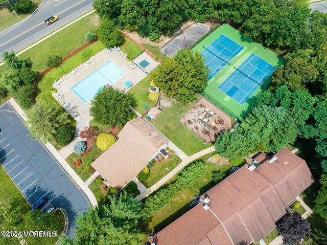 258 Grassmere Court, Aberdeen, NJ 07747