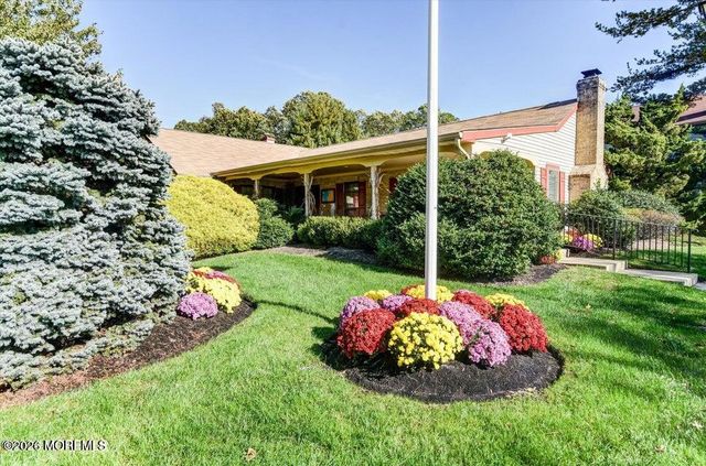 258 Grassmere Court, Aberdeen, NJ 07747
