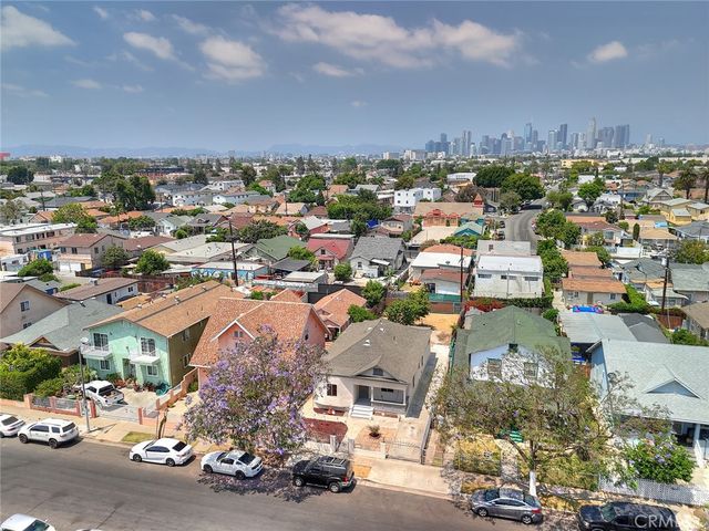 811 E 42nd, Los Angeles, CA 90011
