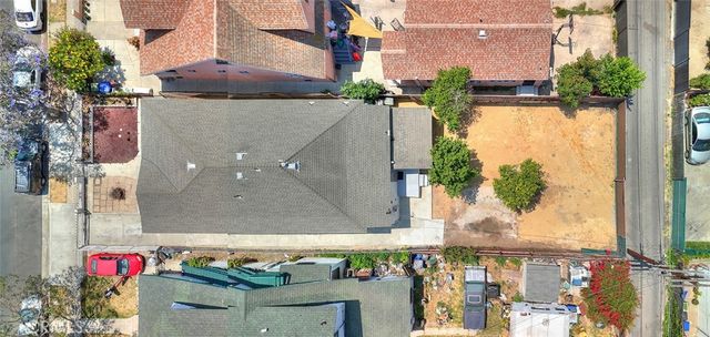 811 E 42nd, Los Angeles, CA 90011