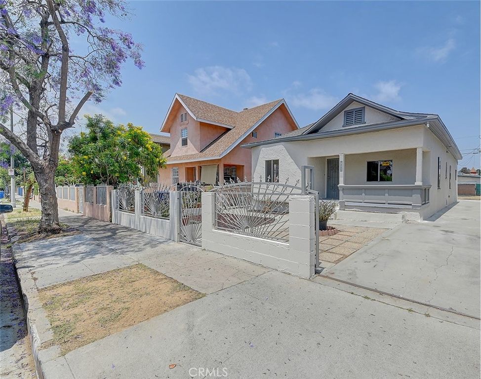 811 E 42nd, Los Angeles, CA 90011