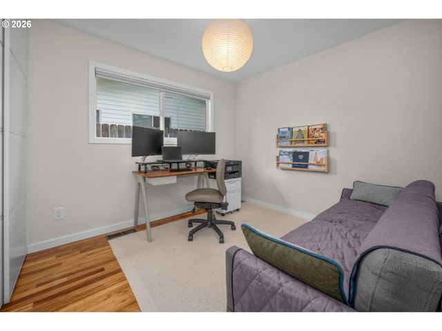 9405 Sw 2ND Ave, Portland, OR 97219