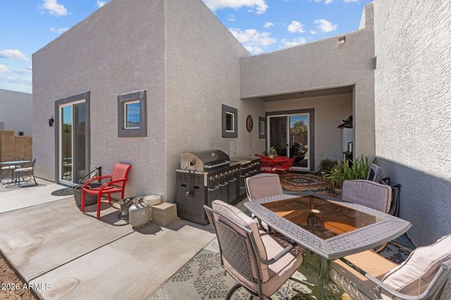 690 W DYLAN Court, Wickenburg, AZ 85390