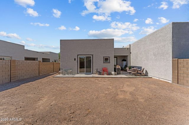 690 W DYLAN Court, Wickenburg, AZ 85390