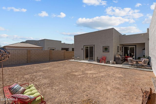 690 W DYLAN Court, Wickenburg, AZ 85390