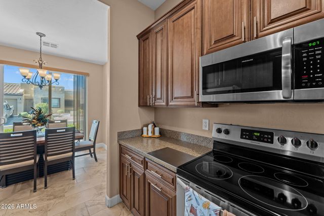 690 W DYLAN Court, Wickenburg, AZ 85390