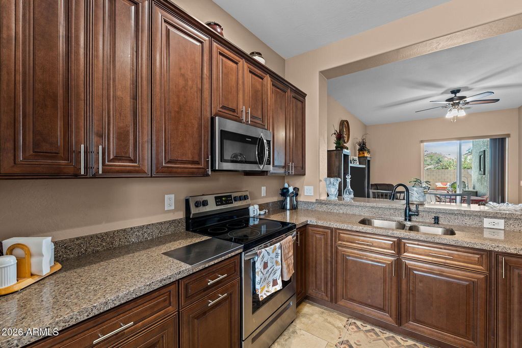 690 W DYLAN Court, Wickenburg, AZ 85390 — photo 4