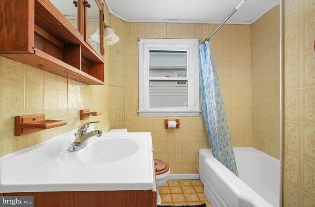 138 W SIXTH ST, Pottstown, PA 19464