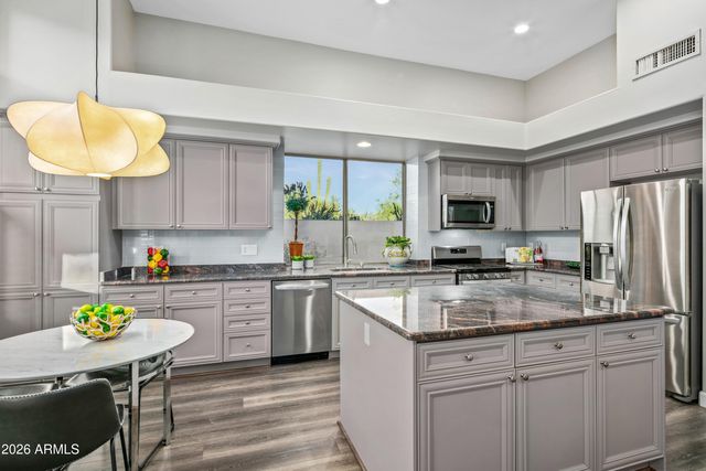 7130 E SIENNA BOUQUET Place, Scottsdale, AZ 85266