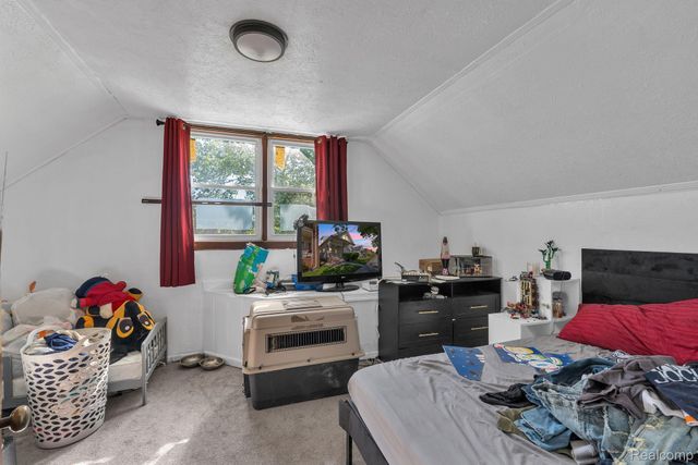 11369 Lumpkin Street, Hamtramck, MI 48212