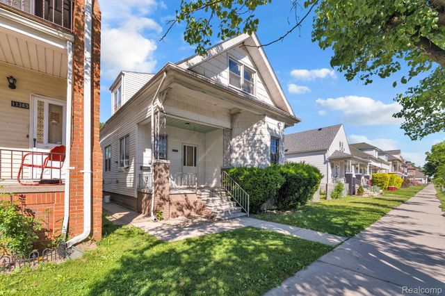 11369 Lumpkin Street, Hamtramck, MI 48212