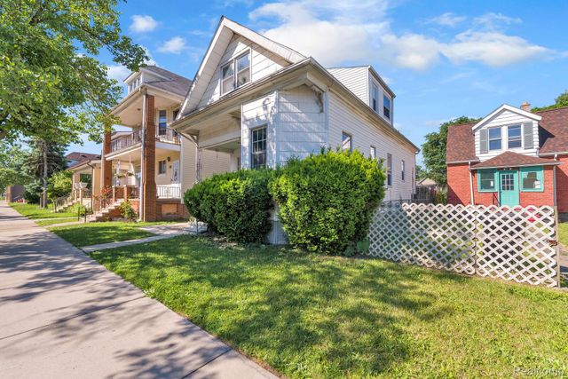 11369 Lumpkin Street, Hamtramck, MI 48212