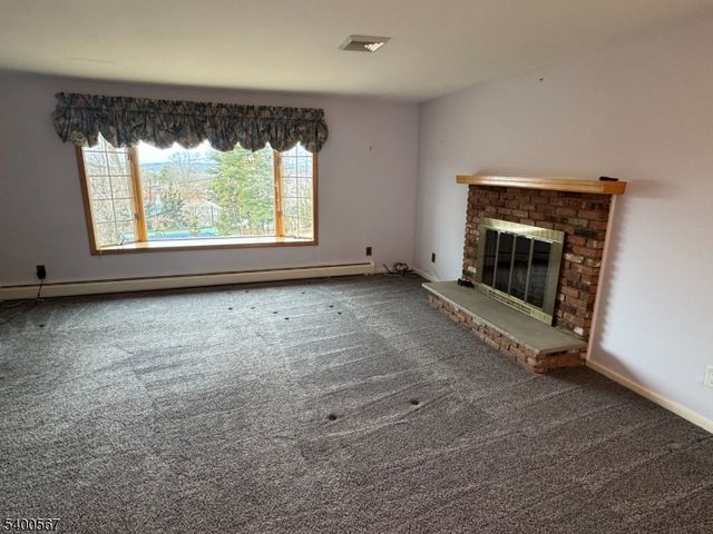 1 Gray Terr, Woodland Park, NJ 07424