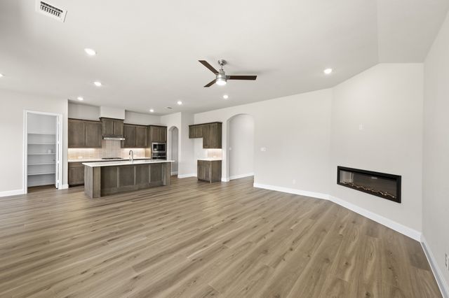 228 Mountain Laurel Drive, Waxahachie, TX 75165