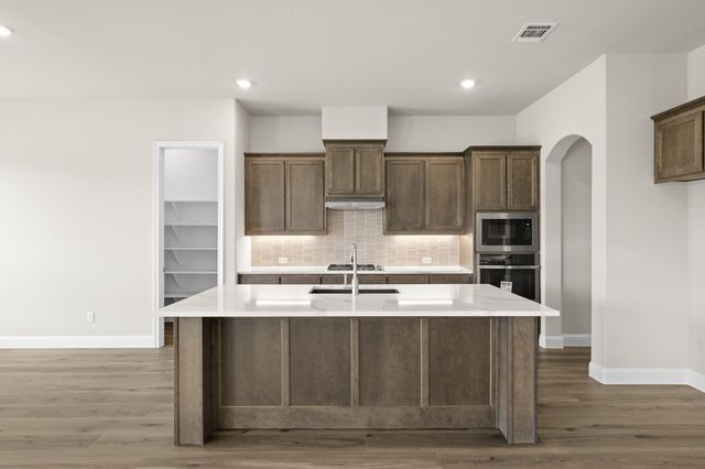 228 Mountain Laurel Drive, Waxahachie, TX 75165