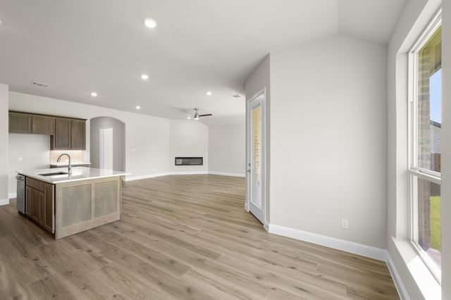 228 Mountain Laurel Drive, Waxahachie, TX 75165