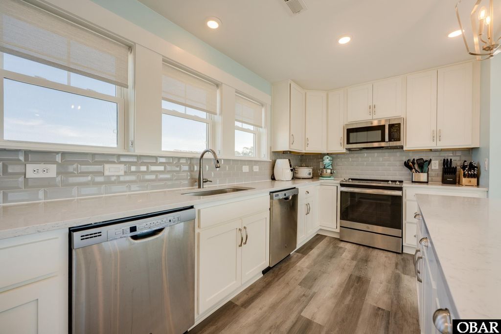 Image 7 of property listing at 984 Cruz Bay Court Lot 33, Corolla, NC 27927